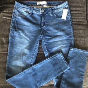 ❗️LAST CHANCE❗️RSQ Miami knit jegging- New w/tags!